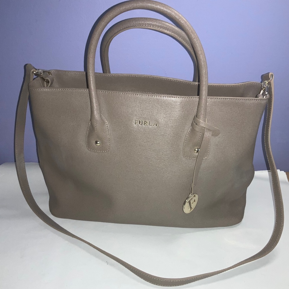 Furla textured leather tote shoulder bag with crossbody strap